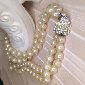 Vintage 60s Faux Pearl Choker Necklace Double Strand Rhinestone Heart Closure